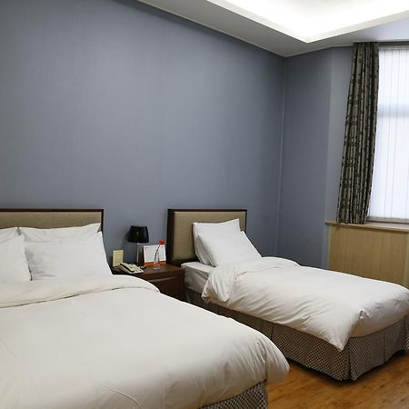 Residence & U Goyang Luaran gambar