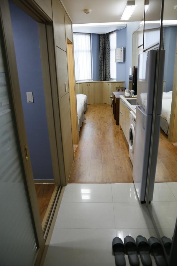 Residence & U Goyang Luaran gambar